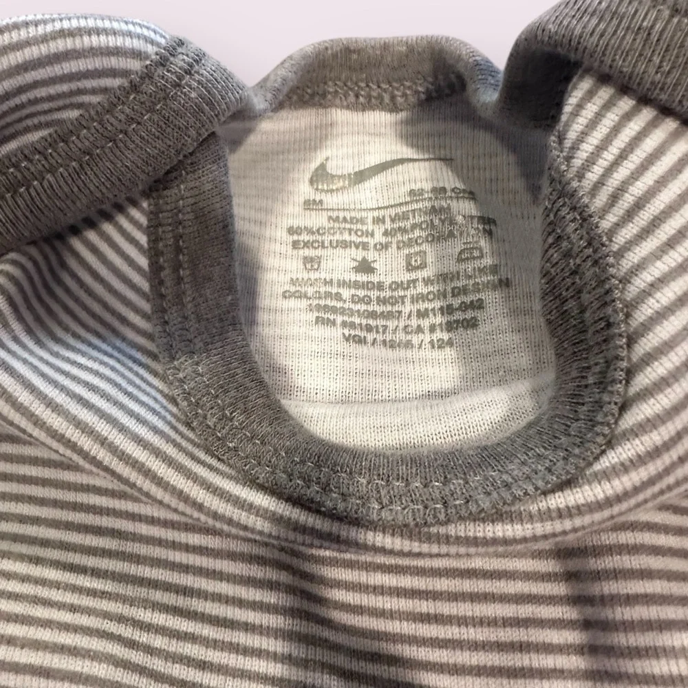 Nike Grey Baby One-Piece Bodysuit Set - 2 Pack Size 6 Months
